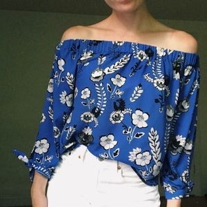 EXPRESS off the shoulder blue floral blouse